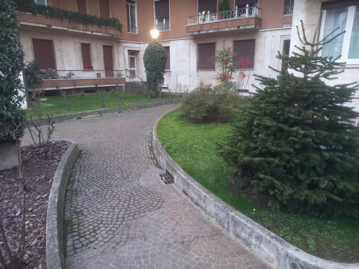 Bilocale 7 Piano Balcone Vista Skyline Leilighet Milano Eksteriør bilde